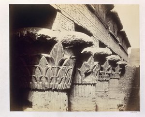 Les chapiteaux du portique, Temple de Khnum, Esna, 1862 - Francis Bedford